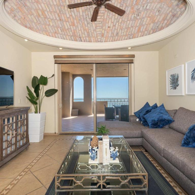 Bella Sirena Resort Stellar View C601 - Apartamento - 3