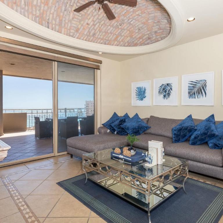 Bella Sirena Resort Stellar View C601 - Apartamento - 10