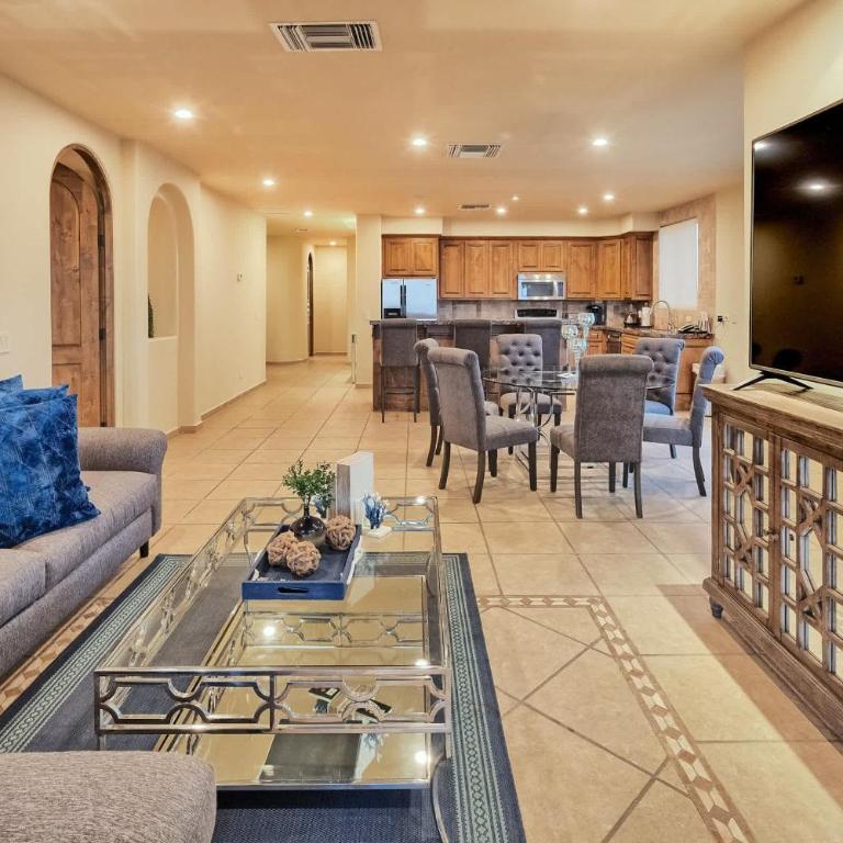 Bella Sirena Resort Stellar View C601 - Apartamento - 16