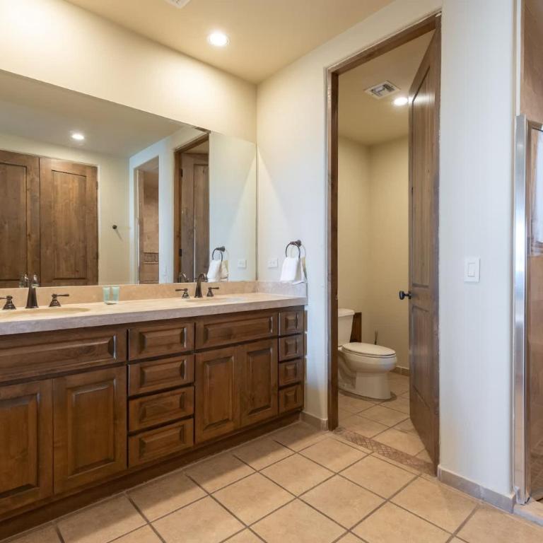 Bella Sirena Resort Stellar View C601 - Apartamento - 27