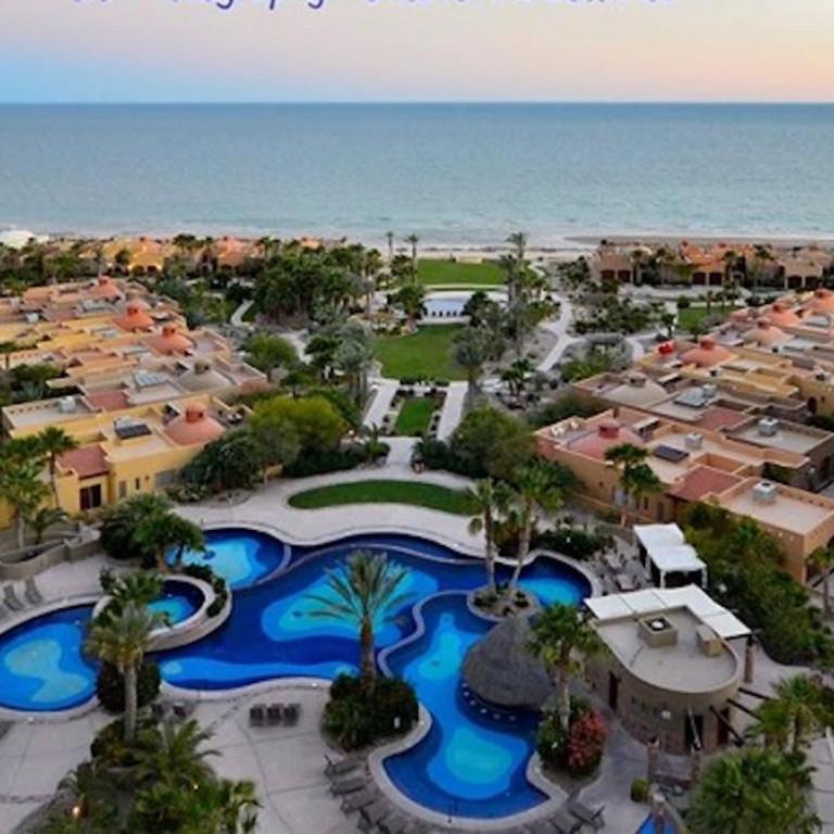Bella Sirena Resort Stellar View C601 - Apartamento - 36