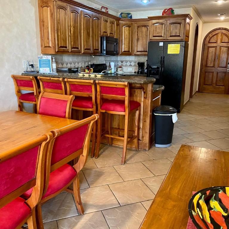 Fun Sandy Beach Condo B204 at Casa Blanca - Apartamento - 38