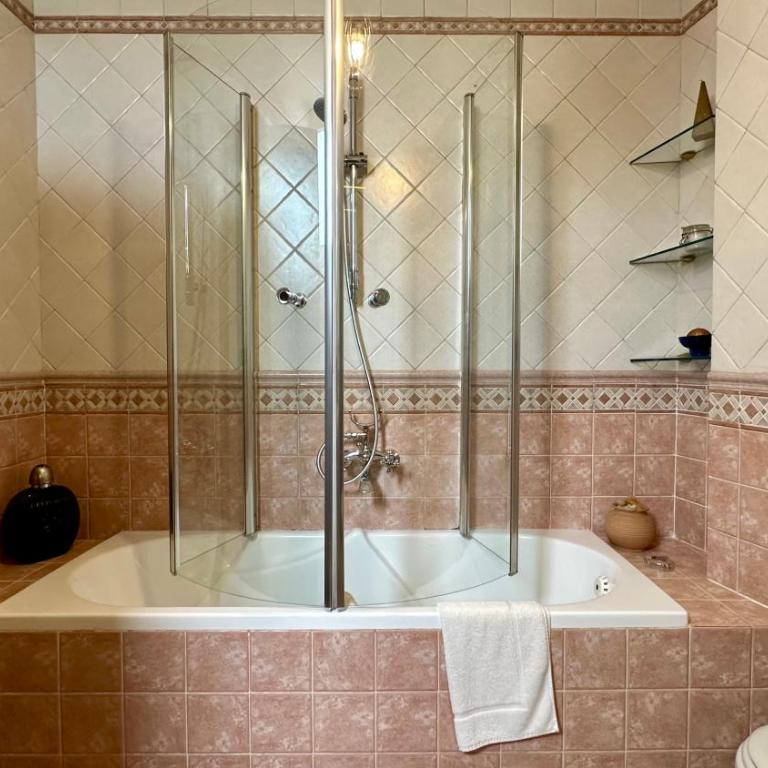 Dimora Corte Lubelli - Suite con Balcone - 8