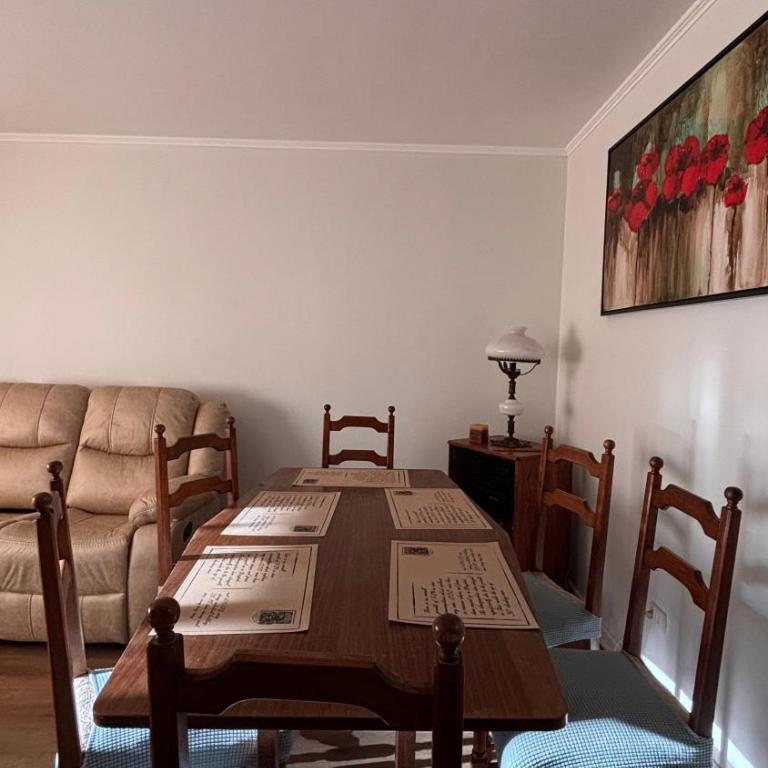 Departamento calle España, Frente a Centro Comercial - Three-Bedroom Apartment - 4