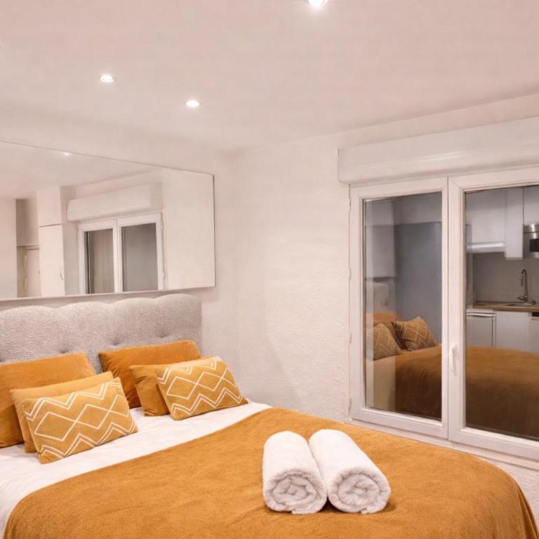 Studio au centre de Paris - One-Bedroom Apartment - 2