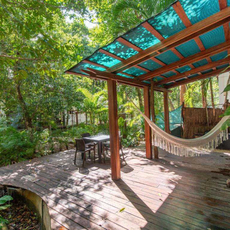 Private Jungle Villa with Full Kitchen & Pool Access - Apartamento - Planta baja - 15