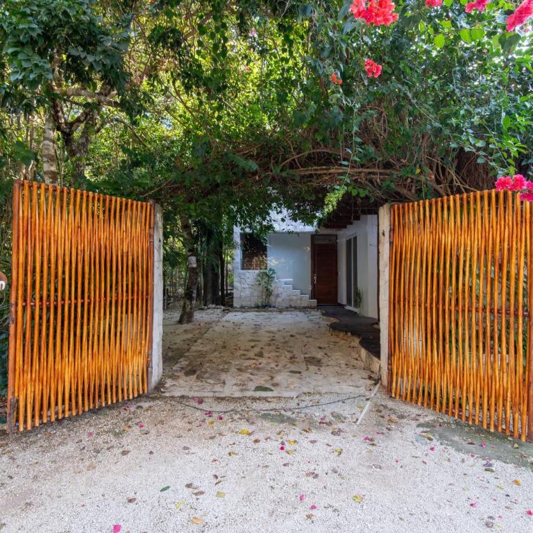 Private Jungle Villa with Full Kitchen & Pool Access - Apartamento - Planta baja - 6