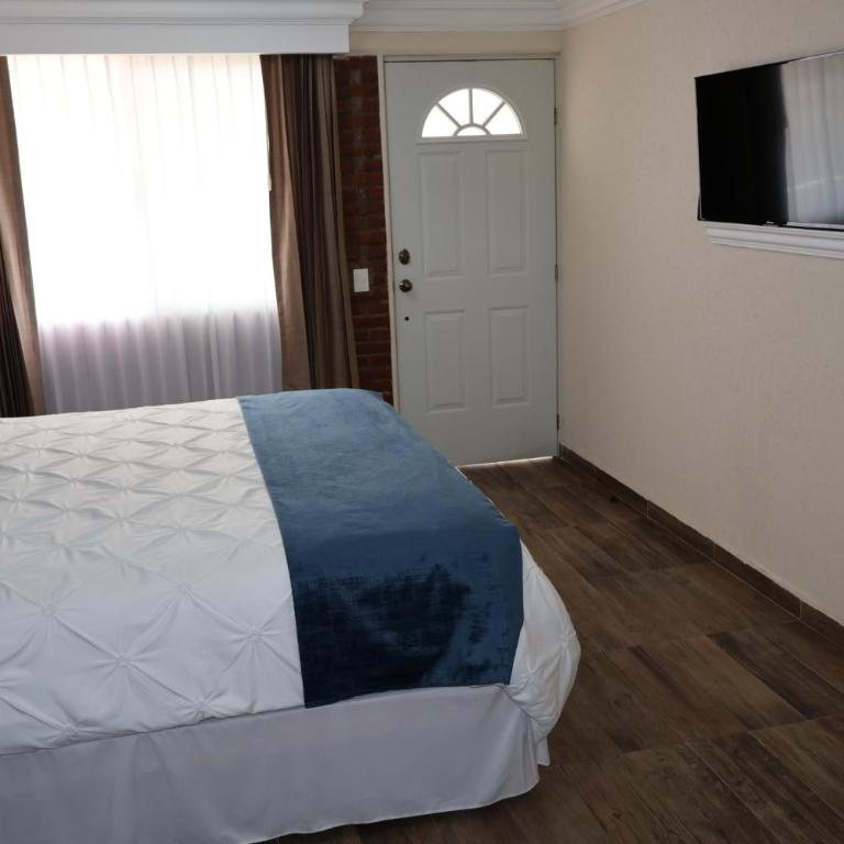 Hotel Tierras Blancas - Habitación con cama extragrande. - 6