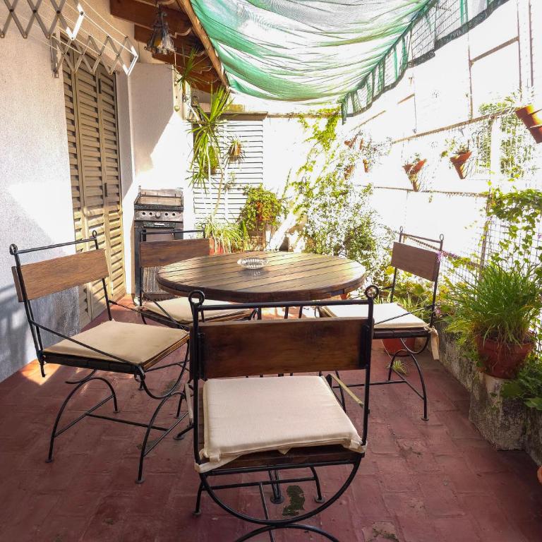 Casa cerca de Iglesia, Plaza Principal y Centro de la Cuidad - Apartamento de 2 dormitorios con balcón - 2