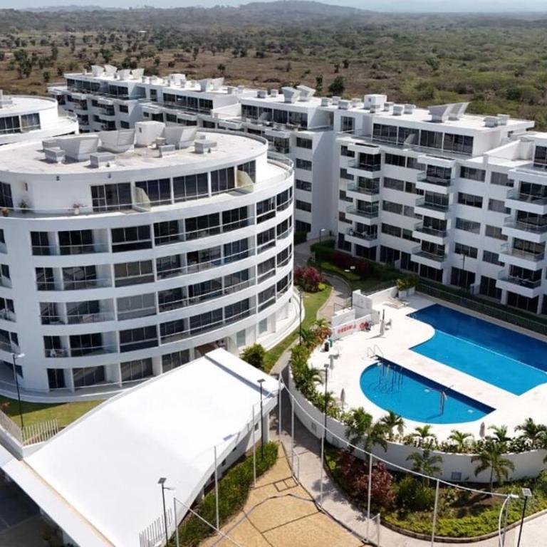Apartamento moderno en SERENA DEL MAR - Two-Bedroom Apartment - 15