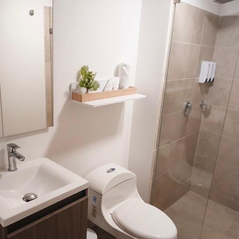 Apartamento moderno en SERENA DEL MAR - Two-Bedroom Apartment - 16