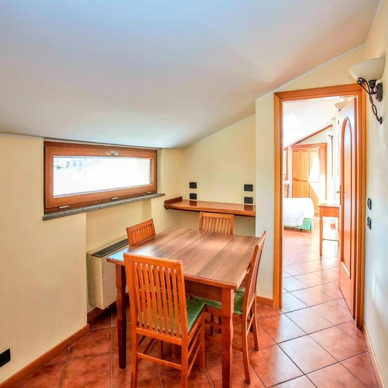 Roman Base near Marco Simone - Casa Vacanze con 3 Camere da Letto - 14