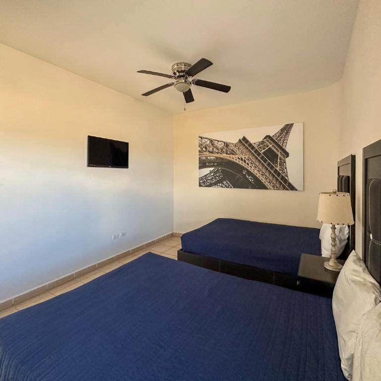 Stylish Condo Beach & Pool Access E202 - Apartamento - 23