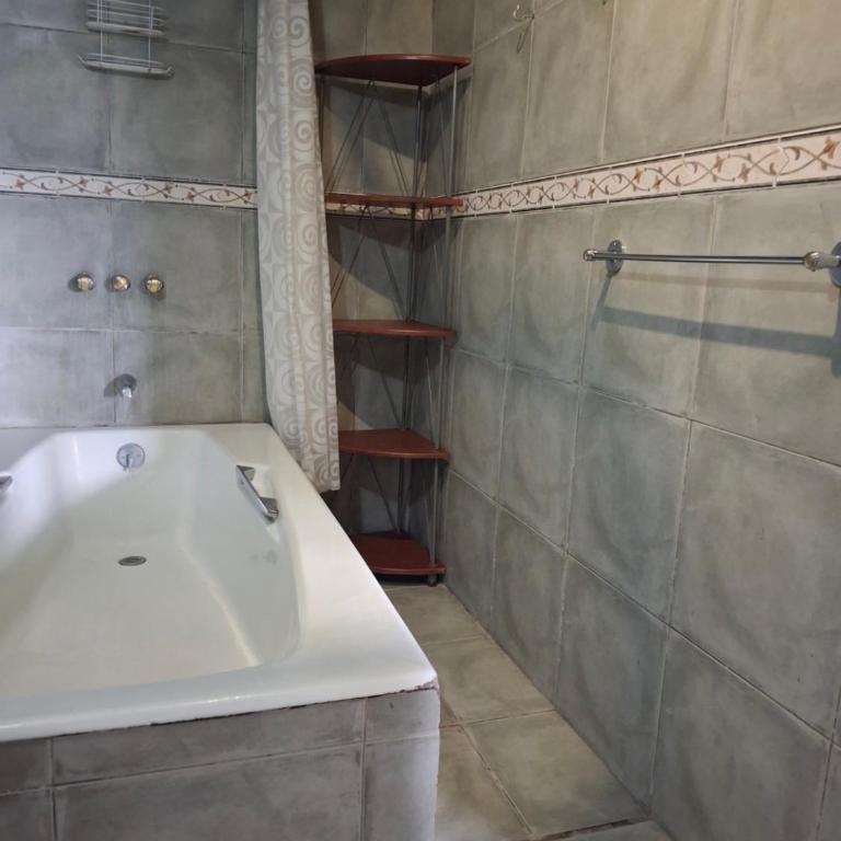 Casa del Aguacate Cumbaya - Tumbaco - Family Studio - 3