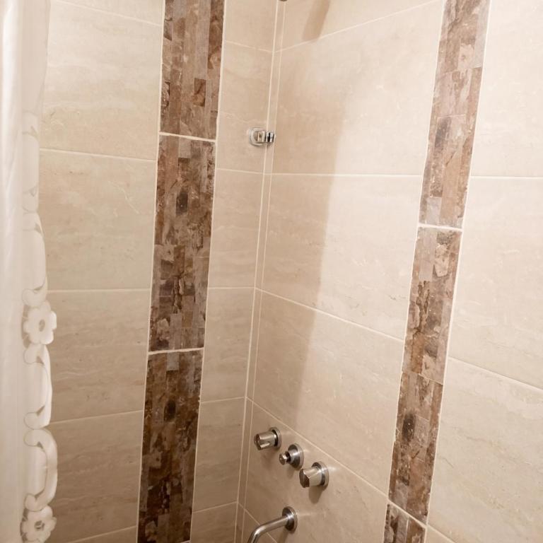 Apartamento grupal en el corazón de las Termas - Apartamento de 1 dormitorio - 10