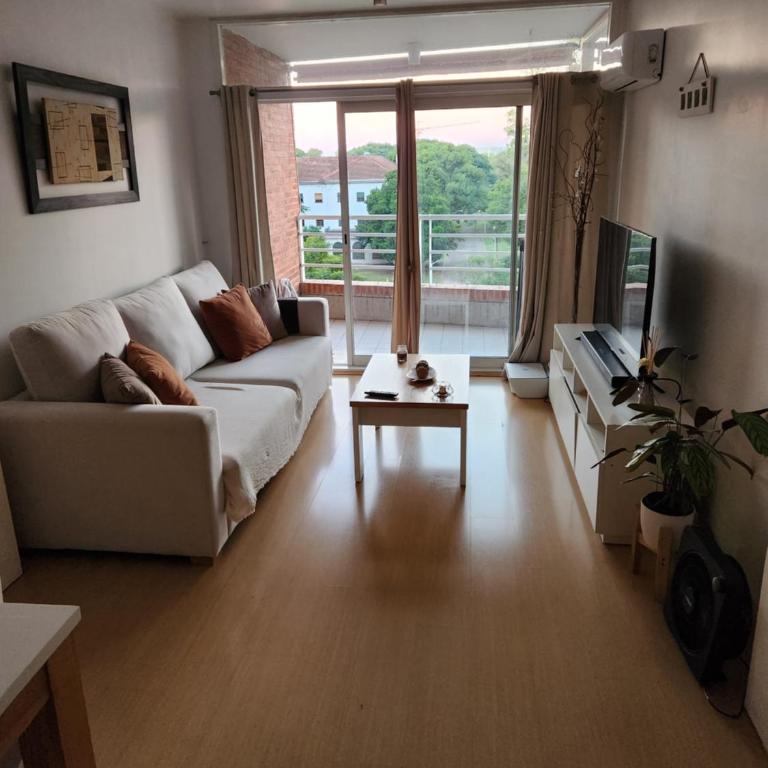 Dpto Nuñez - One-Bedroom Apartment - 13