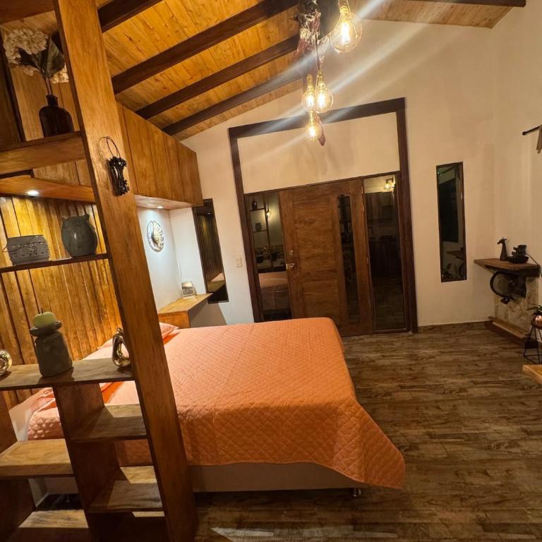 Raíz Oculta - Chalet con Jacuzzi y Chimenea en Santa Elena - Casa con 1 dormitorio - 6