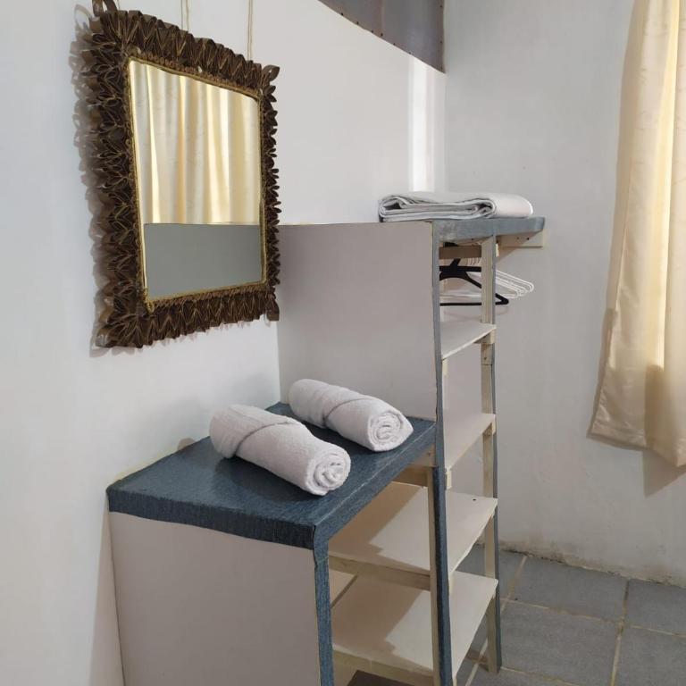 Muy completo y comodo departamento en pleno centro de la ciudad de Baños de Agua Santa - Two-Bedroom Apartment - 20