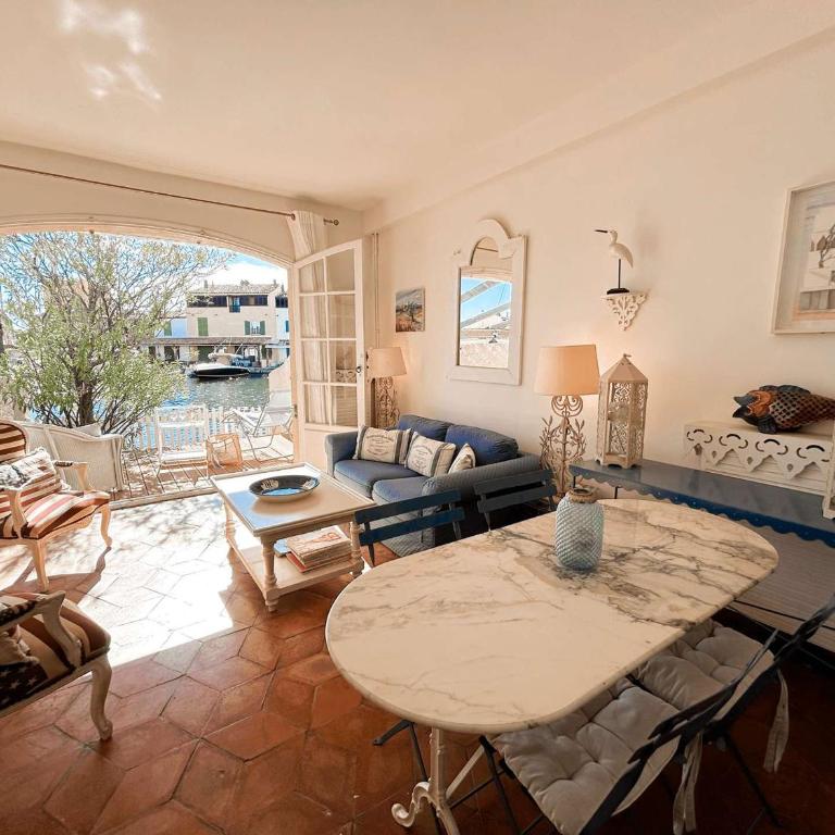 Maison à Port Grimaud avec WiFi et amarrage privé, proche plage - FR-1-868-17 - Casa - 2