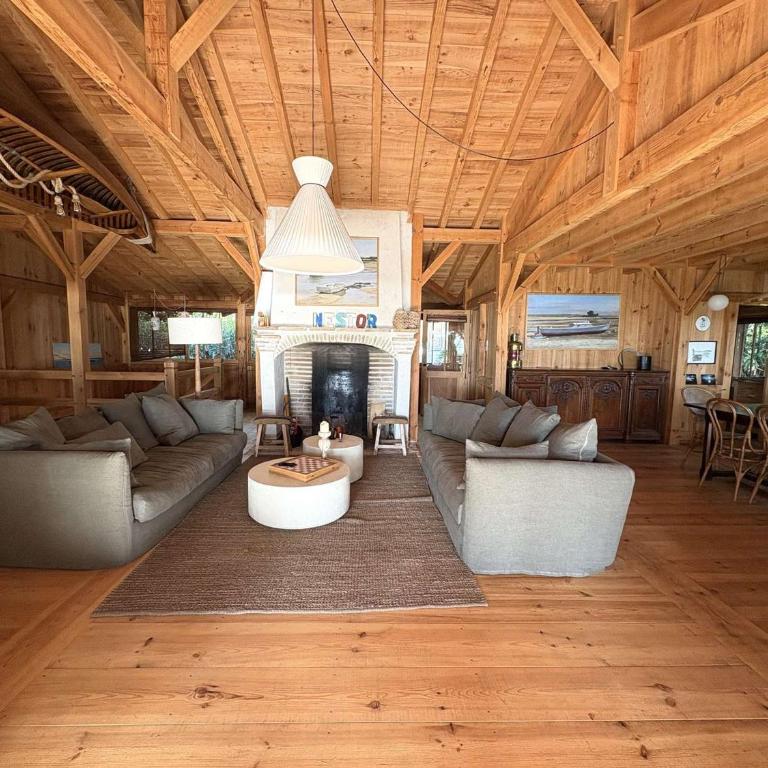 Villa avec piscine, animaux admis - 8 pers. - FR-1-736-76 - Maison de Vacances - 9
