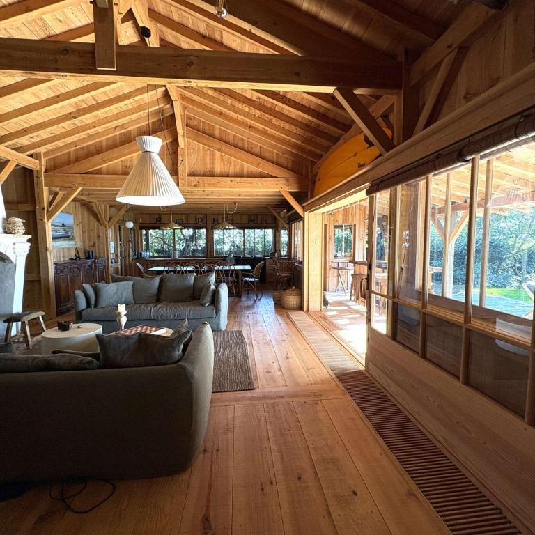 Villa avec piscine, animaux admis - 8 pers. - FR-1-736-76 - Maison de Vacances - 10
