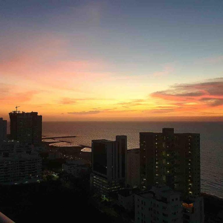 Sunset OceanView Balcony Walk to OldTown Pool AC - Apartment - 6