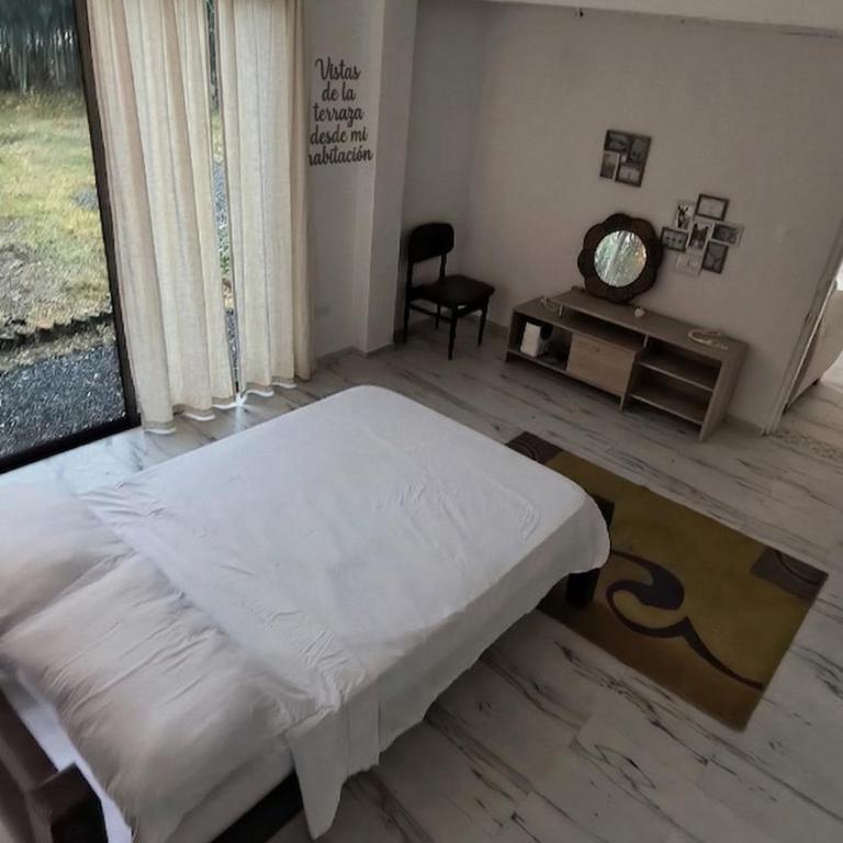 La Primavera de León - Four-Bedroom Vacation Home - 13