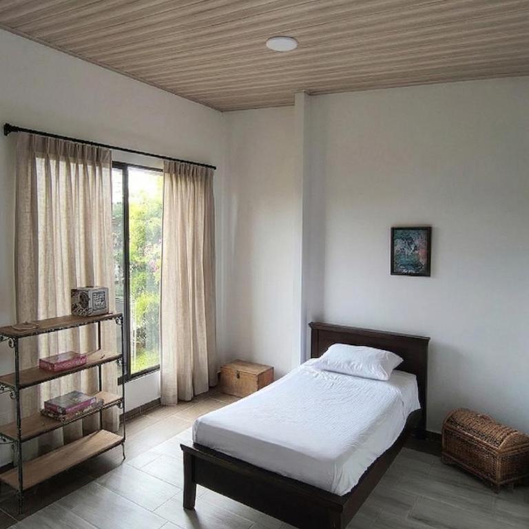 La Primavera de León - Four-Bedroom Vacation Home - 15