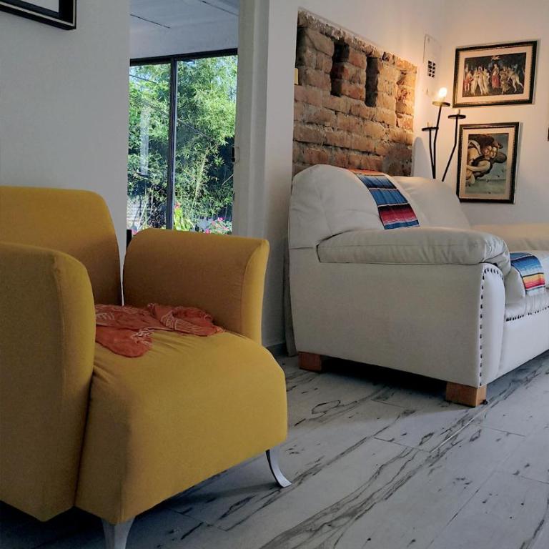 La Primavera de León - Four-Bedroom Vacation Home - 19