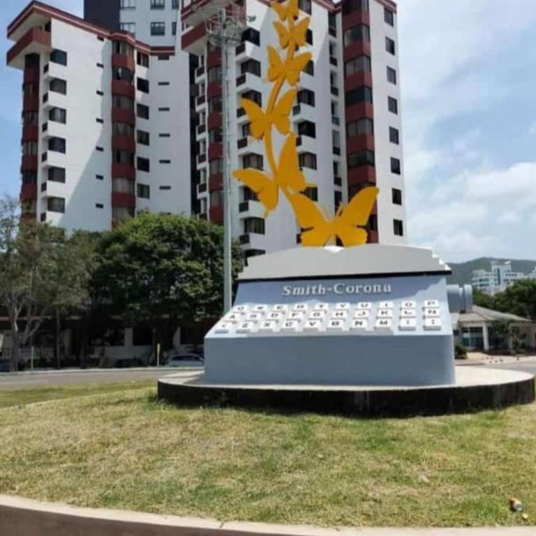 Apartamento en el rodadero con piscina - Apartamento de 3 dormitorios - 1