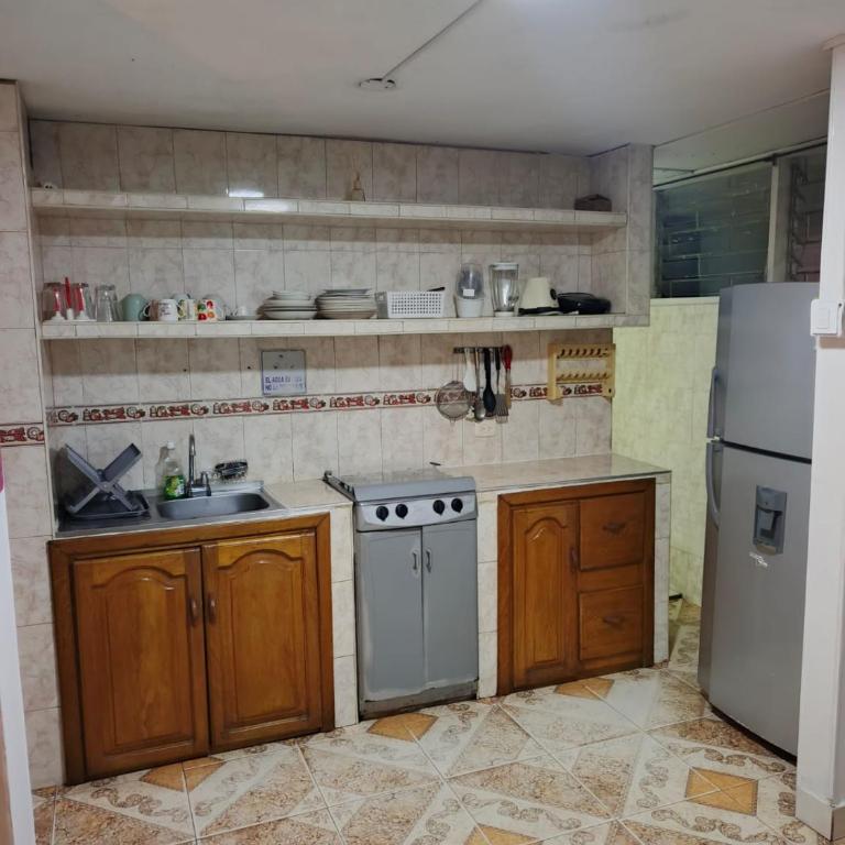Apartamento en el rodadero - Three-Bedroom Apartment - 9