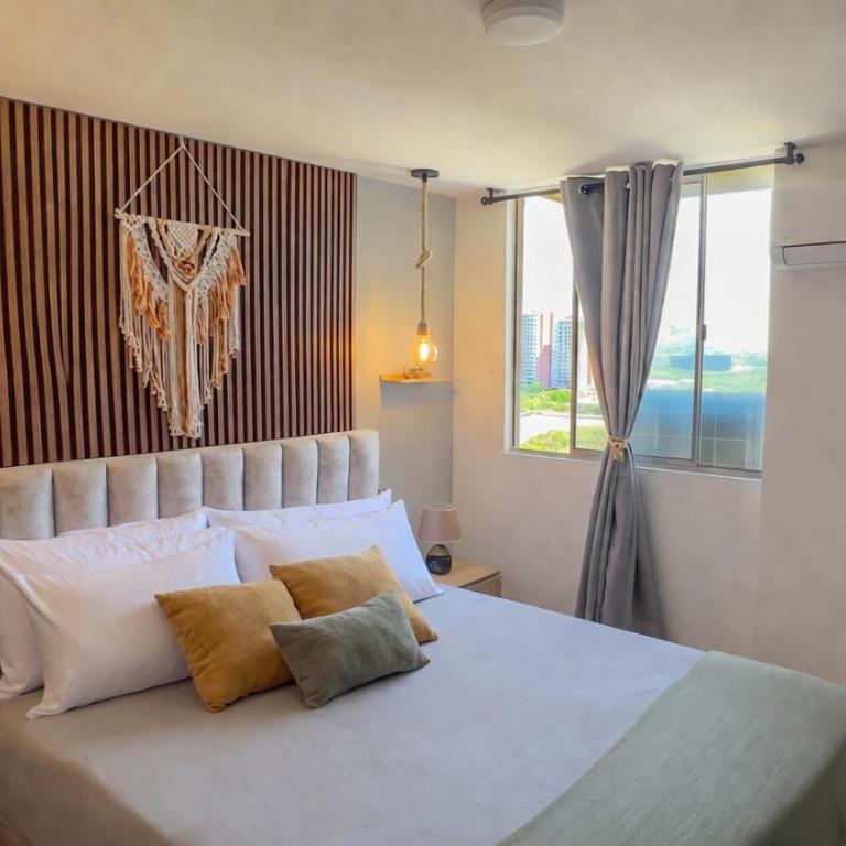 Queen bed Luxury apartment in the north with city view - One-Bedroom Apartment - 1