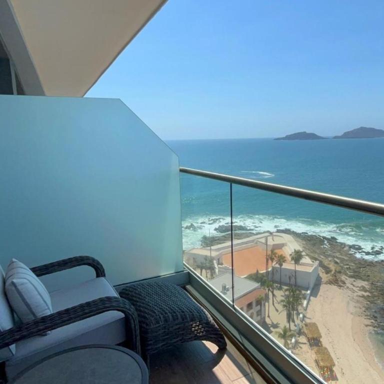 Beautiful and New Bahía Serena Condominium - Apartment with Sea View - 23
