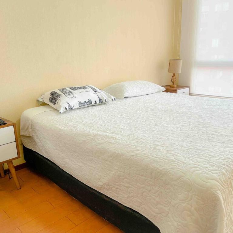 Amplio Departamento Moderno Centrico con wifi, piscina - Two-Bedroom Apartment - 32