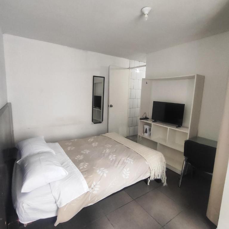 Acogedora habitación con baño privado cerca a Larcomar - One-Bedroom Apartment - 2