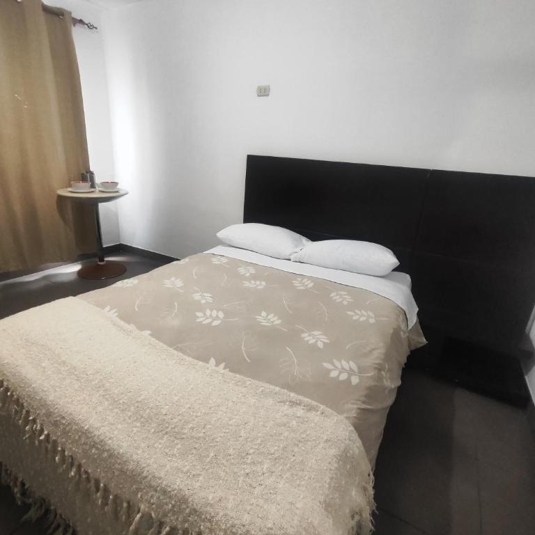Acogedora habitación con baño privado cerca a Larcomar - One-Bedroom Apartment - 4