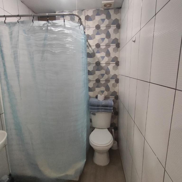 Cómoda habitación con baño privado cerca a Larcomar - One-Bedroom Apartment - 3