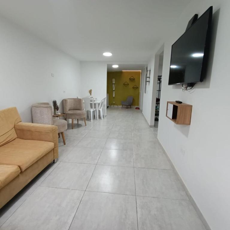 Cielo cafetero I loft moderno - Three-Bedroom Apartment - 3