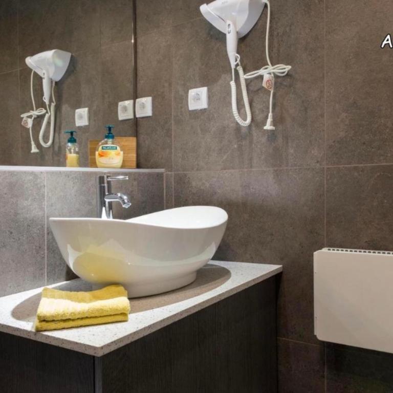 Belgrade Holliday - One-Bedroom Apartment - 22
