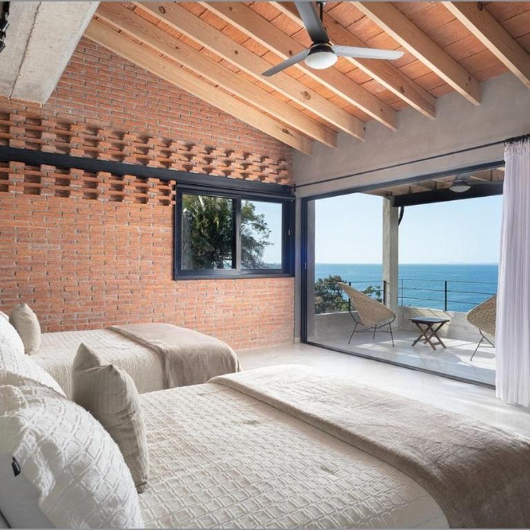Spectacular View, Sea & Jungle! Conchas Chinas - One-Bedroom Apartment - 1