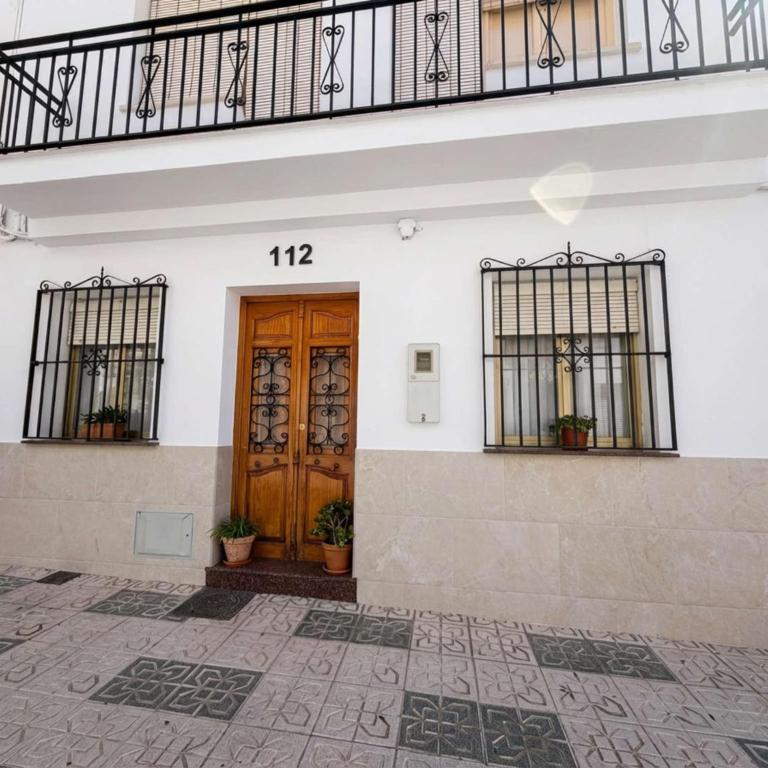 Casa Chica - Large Townhouse in Nerja Centro with Private Rooftop - Casa Vacacional de 3 dormitorios - 10