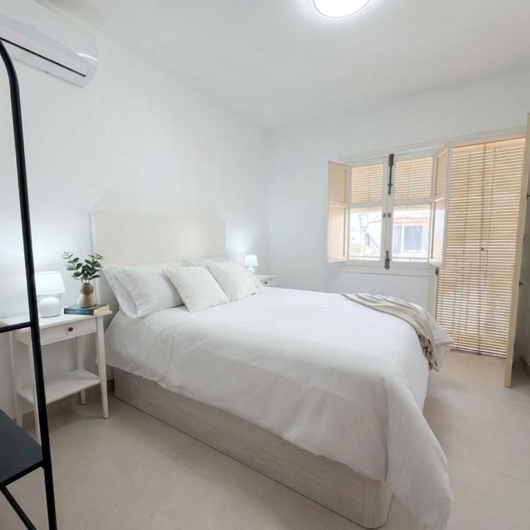 Casa Chica - Large Townhouse in Nerja Centro with Private Rooftop - Casa Vacacional de 3 dormitorios - 26
