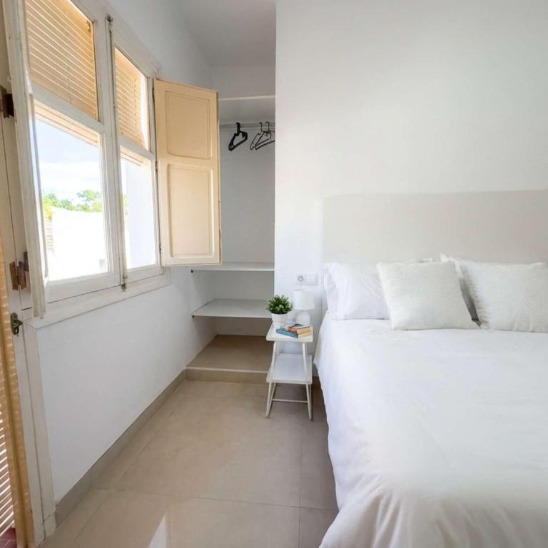 Casa Chica - Large Townhouse in Nerja Centro with Private Rooftop - Casa Vacacional de 3 dormitorios - 33