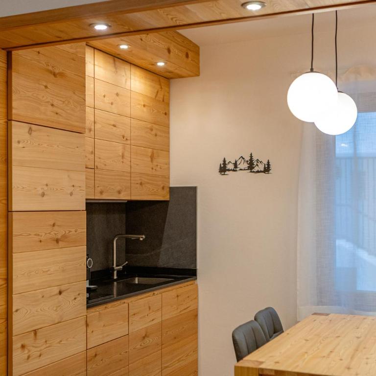 Appartamenti Dolomites Elements - Appartamento Superior con 2 Camere da Letto - 10