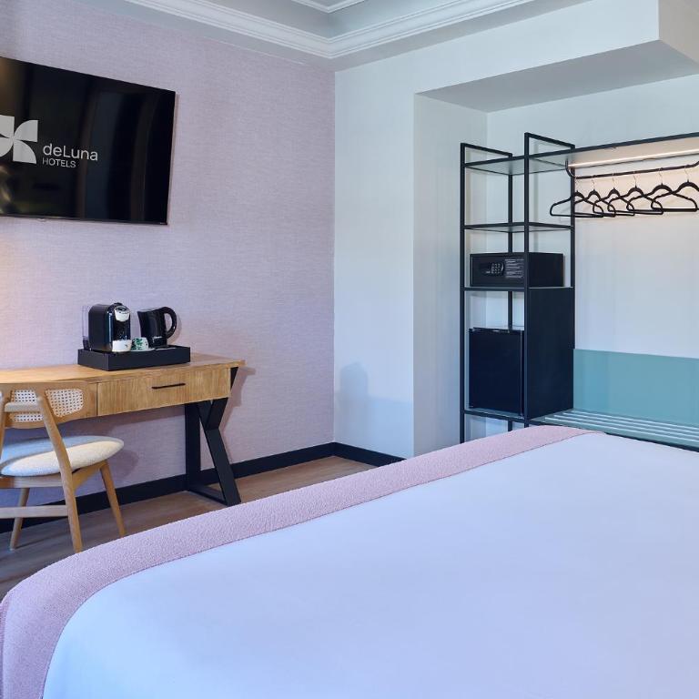 Boutique Hotel Luna Triunfo Granada - Deluxe Room Puerta Elvira - 5
