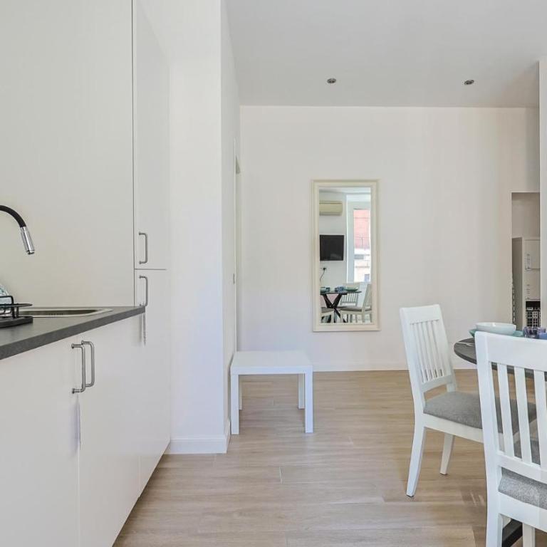 Tuscolana Costantino's Apartment by Rentbeat - Appartamento con 1 Camera da Letto - 3
