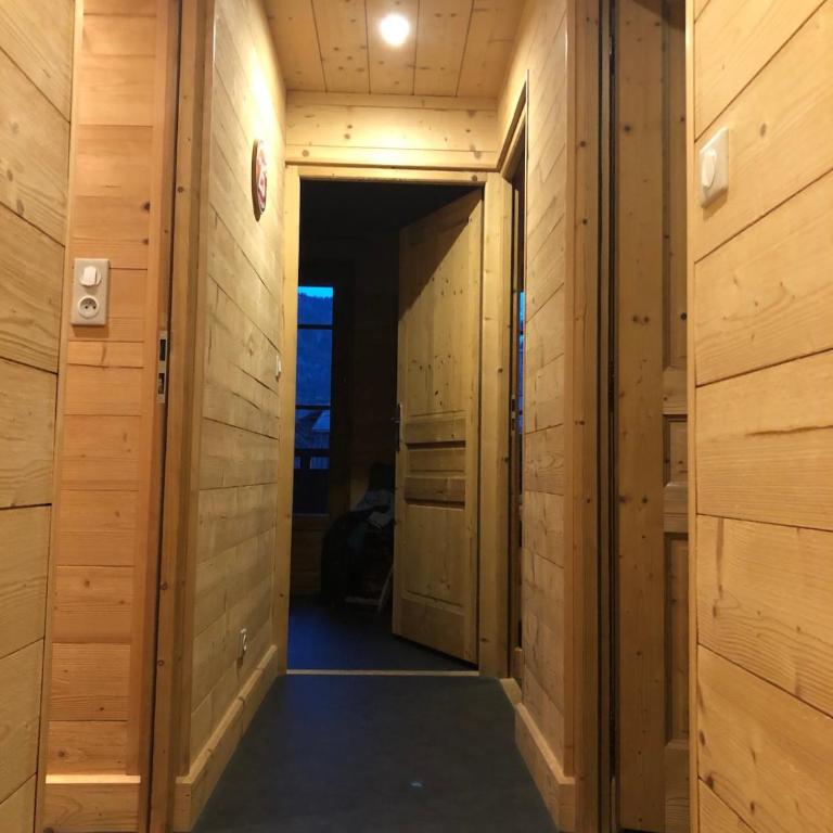 Charming chalet in a quiet neighborhood of Morzine - Chalet - 10