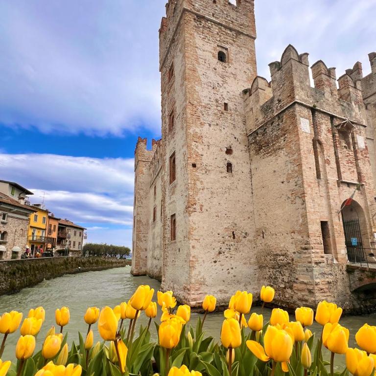 Syrmioncello - Castle Lounge - Apartment with Sauna and Spa - 11