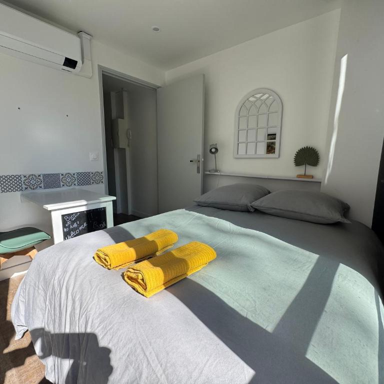 L'Amandier - Joli appartement T3 neuf centre ville à 2 pas de la Rotonde Mirabeau et des Allées Provençales - Apartment mit 2 Schlafzimmern - 14