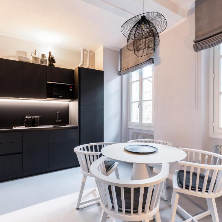 Palazzo Forti Verona Design Apartments - One-Bedroom Apartment with Balcony - 11